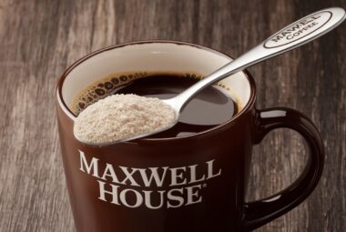maxwell house instant coffee